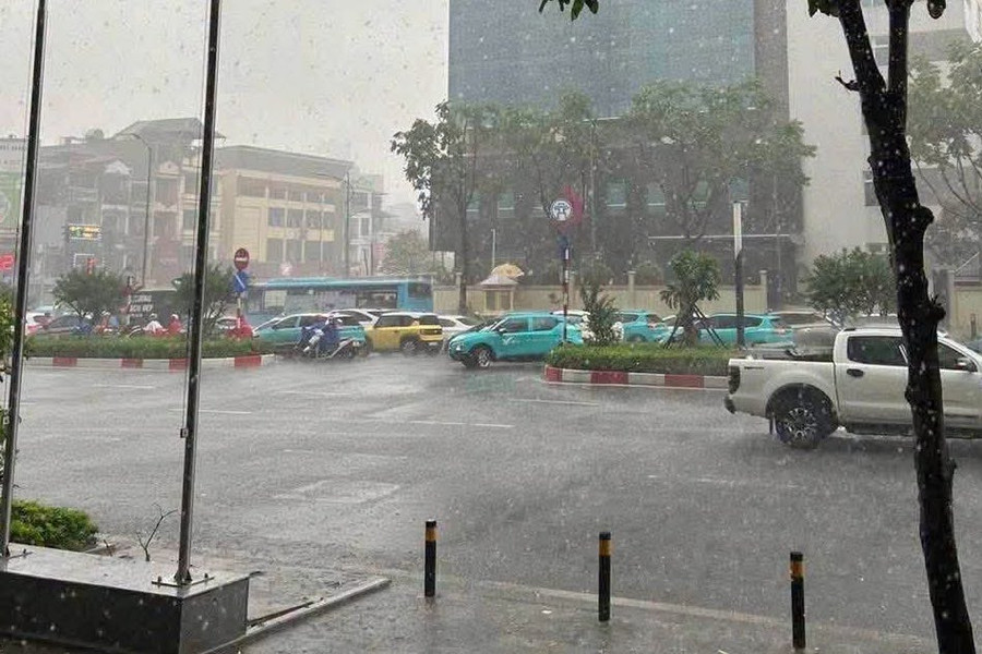 Thời tiết hôm nay 3/8: Bắc Bộ mưa rất to đầu tuần
