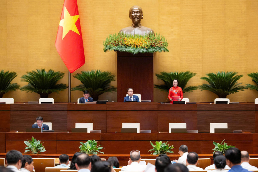 Hoàn thiện các quy định về nâng cao chất lượng người lao động Việt Nam làm việc ở nước ngoài