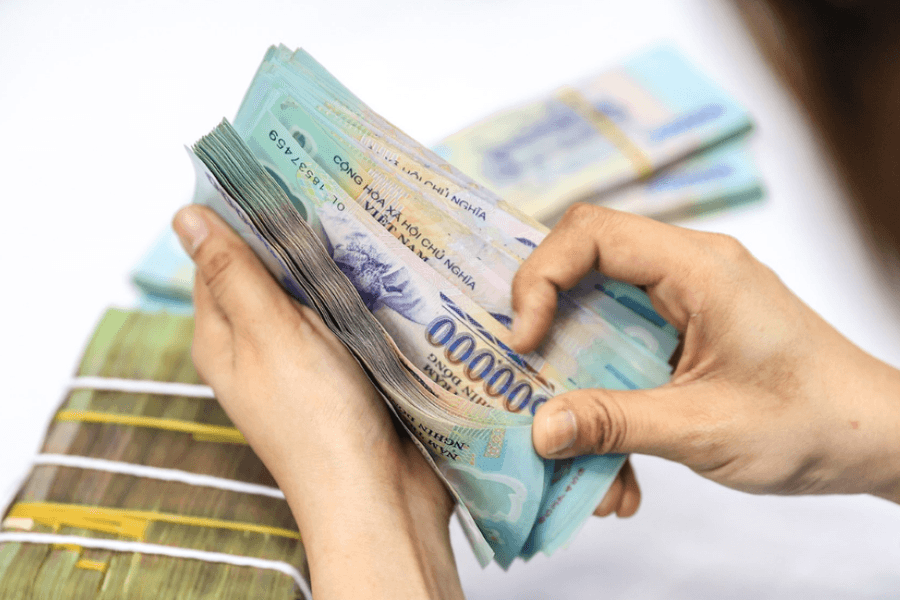 Mặt bằng lãi suất đồng Việt Nam vì sao chưa thể hạ nhiệt?