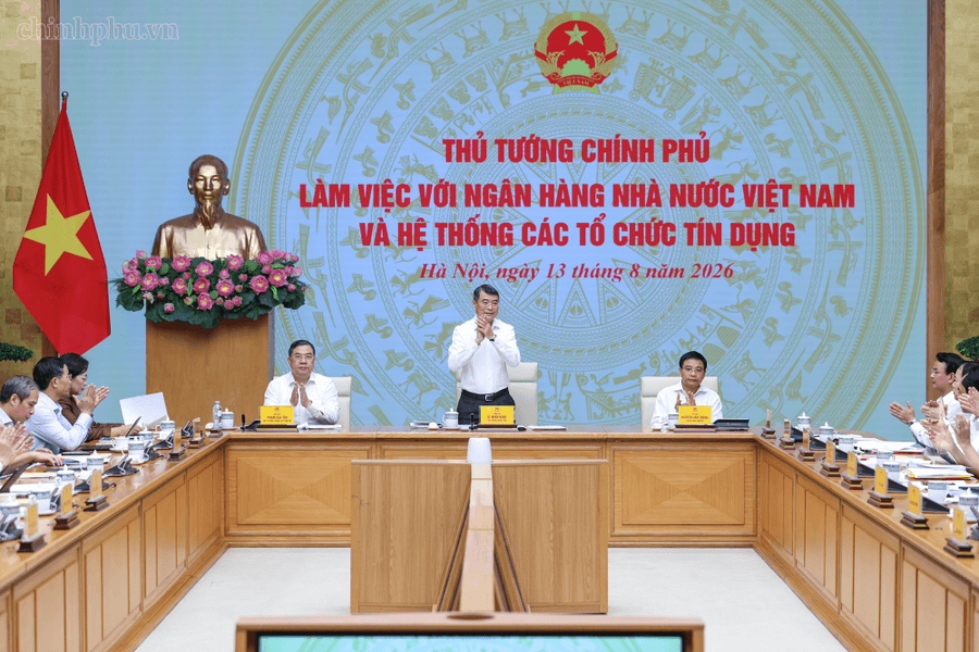 Thủ tướng Chính phủ: Điều hành tăng trưởng tín dụng bám sát mục tiêu năm 2026, nhưng không coi đây là 'trần cứng'