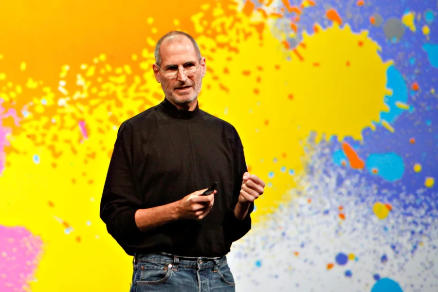Từ áo cổ lọ Steve Jobs đến hoodie AI: Khi dân công nghệ muốn mặc thứ gì đó 'có gu'