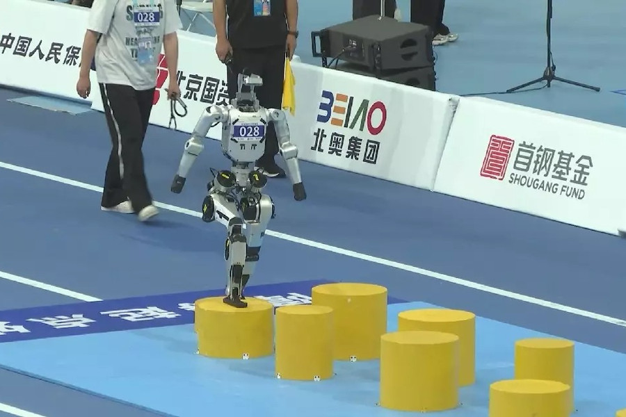 Robot hình người Agibot đã giành giải nhất toàn đoàn như thế nào?