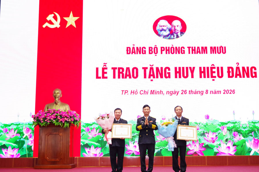 Vùng 2 Hải quân tổ chức nhiều hoạt động ý nghĩa dịp Quốc khánh 2/9