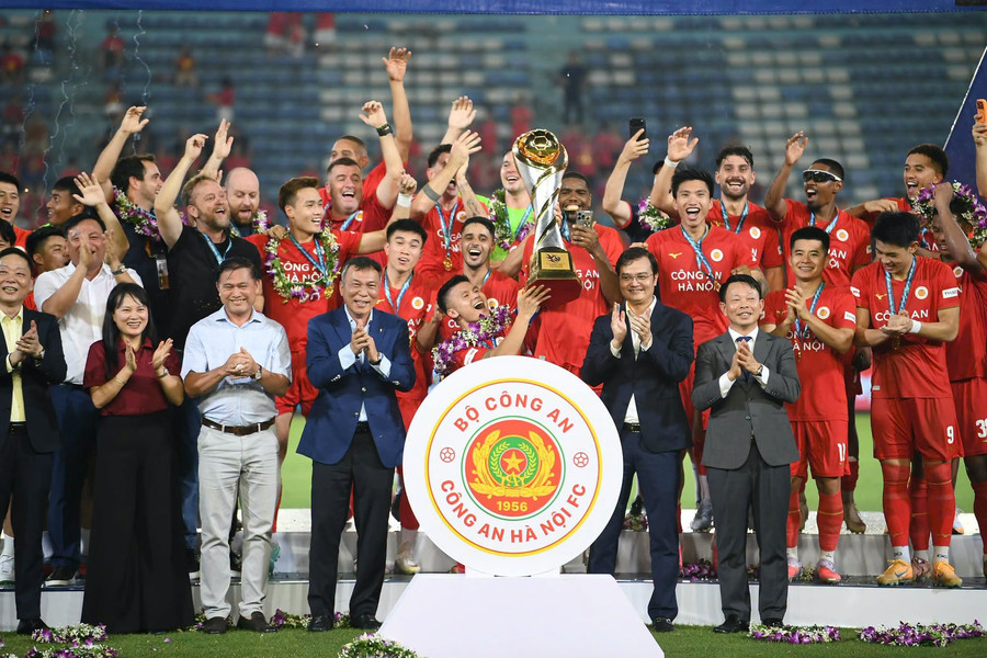 Từ siêu cúp 5-0 đến AFC Champions League Elite: Ai cản được CAHN?