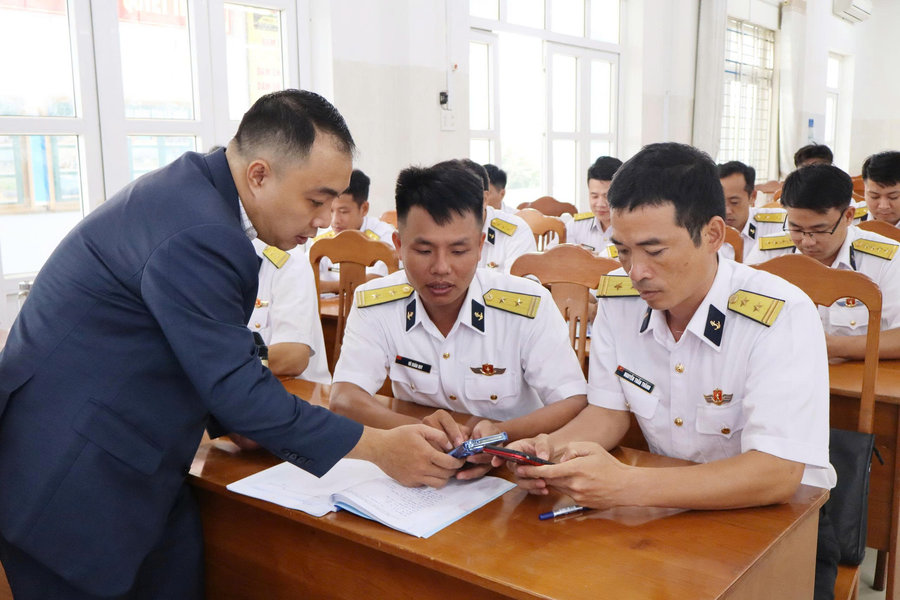 Vùng 2 Hải quân đẩy mạnh chuyển đổi số, nâng cao đời sống bộ đội