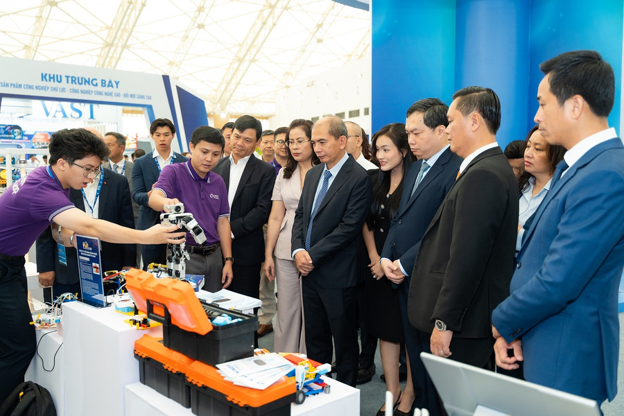 Từ một sản phẩm Make in Vietnam đến năng lực của cả ngành