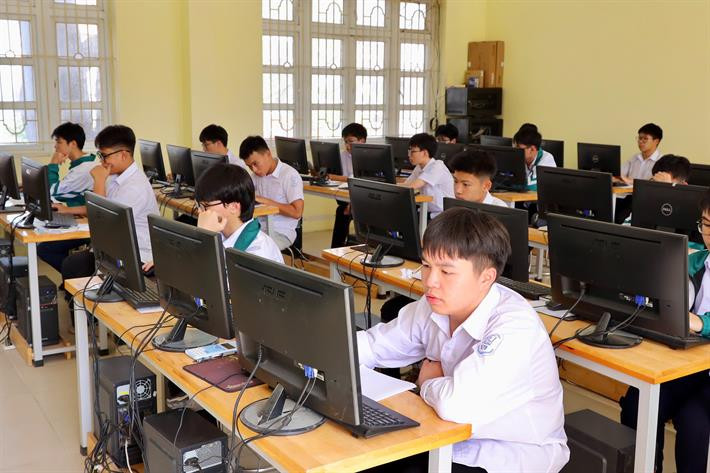 Bộ Giáo dục và Đào tạo nói gì khi gần 60% học sinh Việt chưa đạt mức đọc hiểu cơ bản?