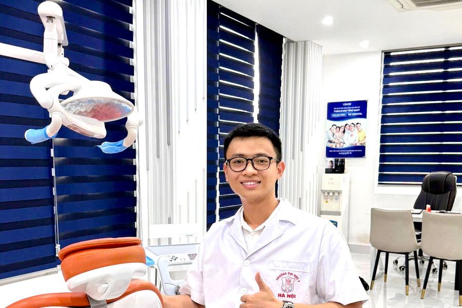 Tân thủ khoa bác sĩ nội trú Phạm Quang Minh: 'Thủ khoa không phải đích đến, đó là vạch xuất phát'