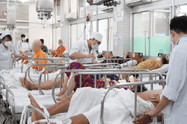 Giành 'giờ vàng' cấp cứu: Xóa khoảng cách y tế tuyến dưới