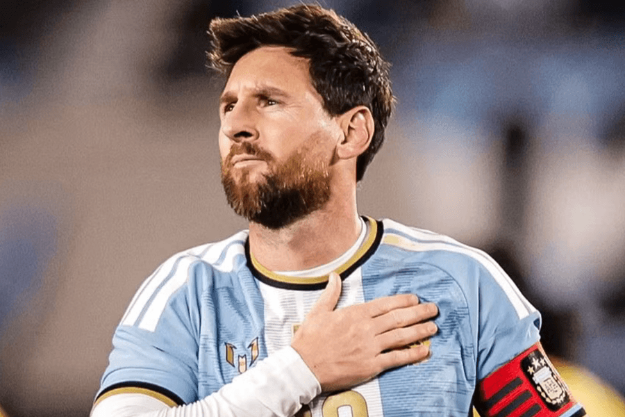 Messi khép lại hành trình với Argentina: Cái kết đẹp đầy nước mắt