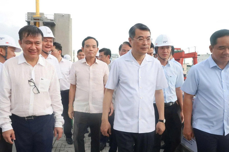 Thủ tướng Lê Minh Hưng kiểm tra dự án kiểm soát ngập tại TP.HCM